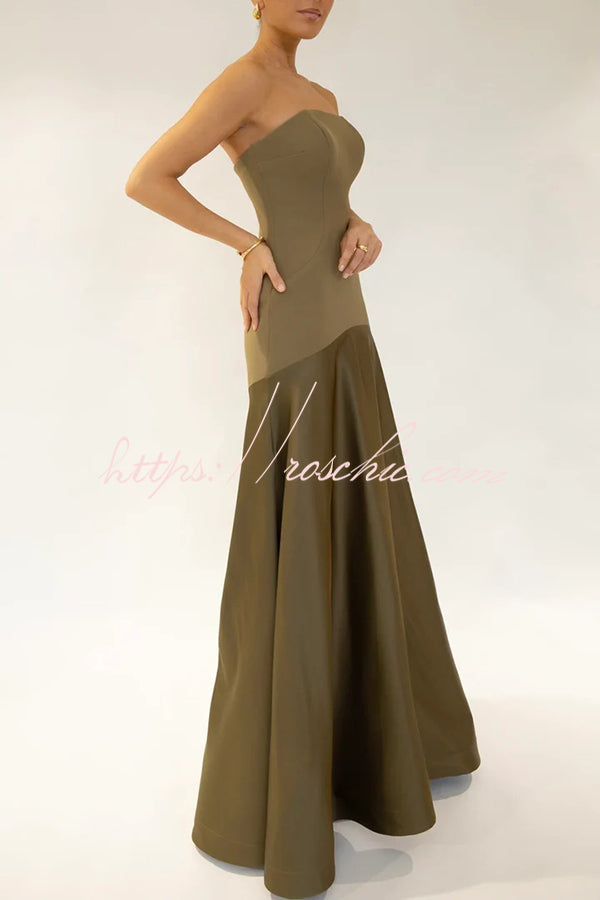 Tijdloze Elegantie Satijnen Patchwork Straploze Flared Maxi Jurk