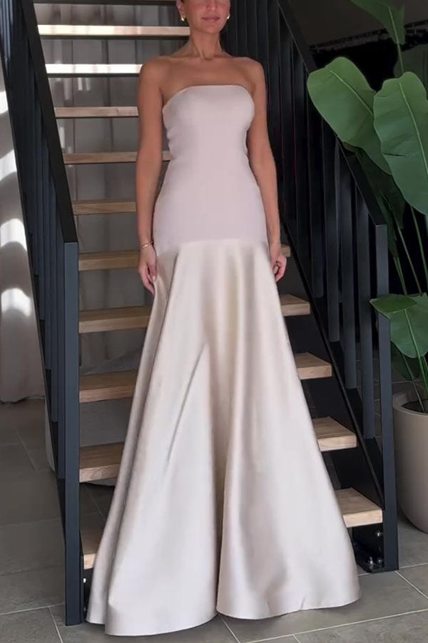 Tijdloze Elegantie Satijnen Patchwork Straploze Flared Maxi Jurk