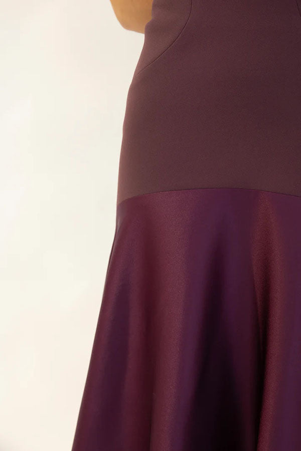 Tijdloze Elegantie Satijnen Patchwork Straploze Flared Maxi Jurk